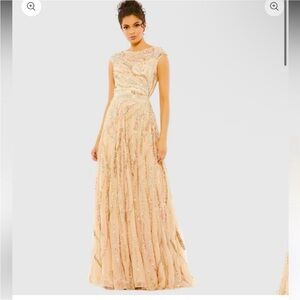 NWT Mac Duggal Beige 5445 Cap Sleeve Embellished Evening Gown 6
